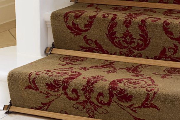stairrods-tudor1
